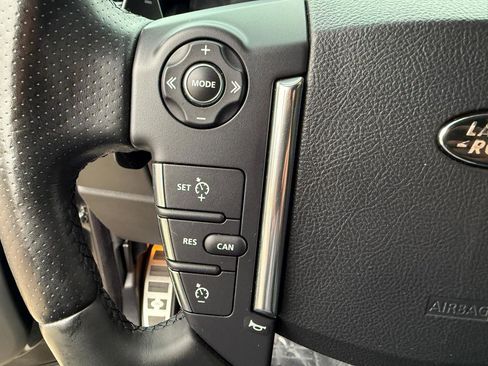 Used 2013 Land Rover Range Rover Sport Supercharged w/ Vision Assist Pkg AWD/4WD image 16