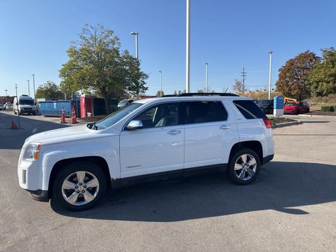Used 2015 GMC Terrain SLT w/ Chrome Edition image 29