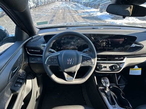 New 2026 Buick Envista Sport Touring FWD image 29