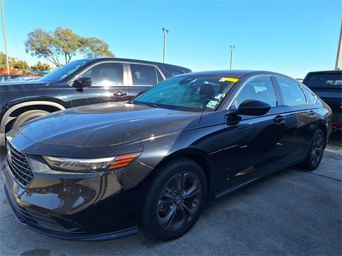 Certified 2023 Honda Accord EX image 1