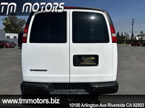 Used 2008 Chevrolet Express 3500 image 5