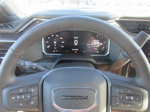 New 2026 GMC Sierra 3500 Denali Ultimate image 19