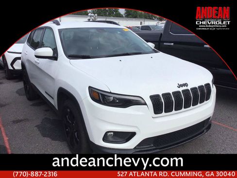 Used 2020 Jeep Cherokee Latitude Plus FWD image 1