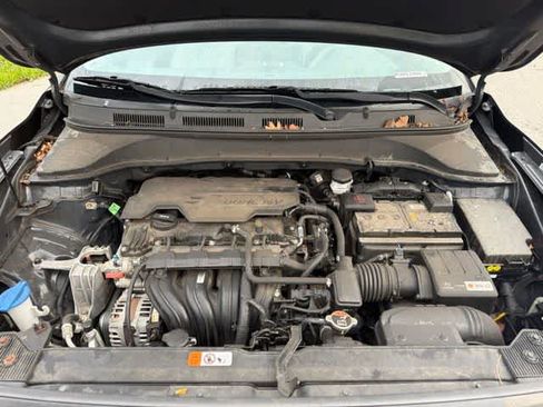 Used 2023 Hyundai Kona SEL w/ Cargo Package AWD/4WD image 4