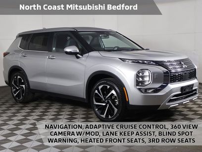 Used 2024 Mitsubishi Outlander SE