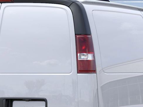 New 2026 GMC Savana 2500 w/ Driver Convenience Package RWD image 11