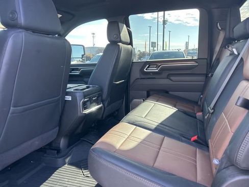 Used 2025 Chevrolet Silverado 2500 High Country w/ Technology Package image 28