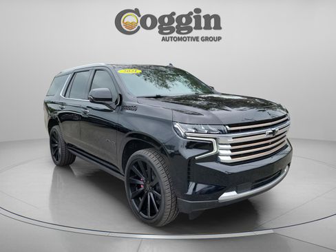 Used 2021 Chevrolet Tahoe High Country w/ Premium Package AWD/4WD image 4