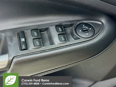 Used 2018 Ford Escape SE image 17