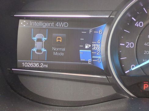 Used 2018 Ford Explorer XLT w/ Equipment Group 202A image 19