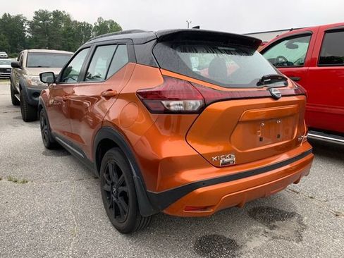 Used 2022 Nissan Kicks SR FWD image 5