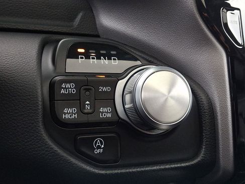 Used 2023 RAM 1500 Laramie image 15