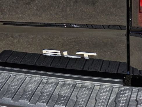 New 2026 GMC Sierra 1500 SLT AWD/4WD image 8