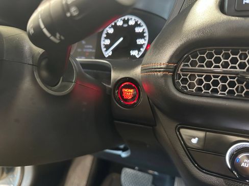 Used 2025 Honda HR-V Sport image 22