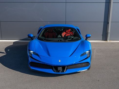 Certified 2024 Ferrari SF90 Spider image 3