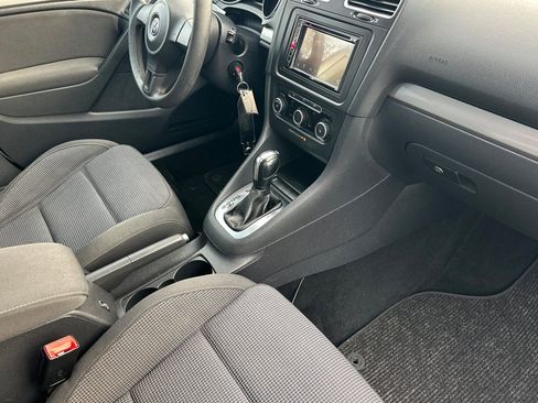 Used 2012 Volkswagen Golf 4-Door image 13