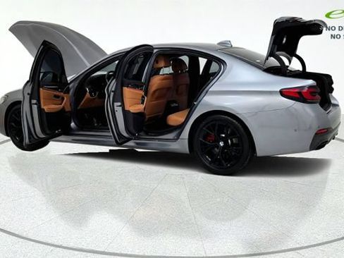Used 2023 BMW 530i w/ Executive Package RWD image 15