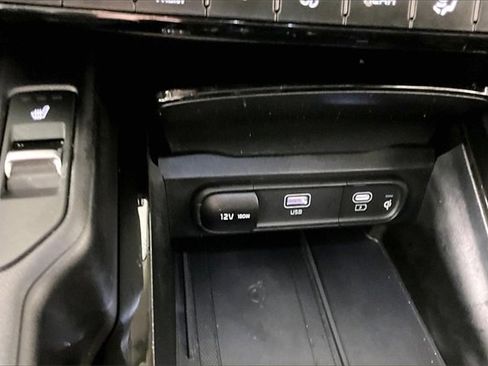 Certified 2024 Kia Telluride S w/ S Sunroof Package image 16