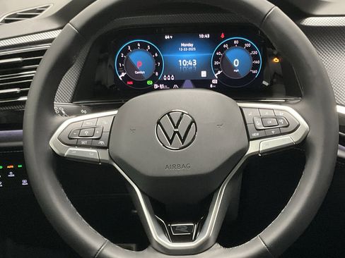 New 2026 Volkswagen Atlas Cross Sport SEL Premium R-Line AWD/4WD image 16
