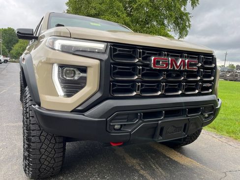 Used 2024 GMC Canyon AT4X w/ AT4X AEV Edition AWD/4WD image 48