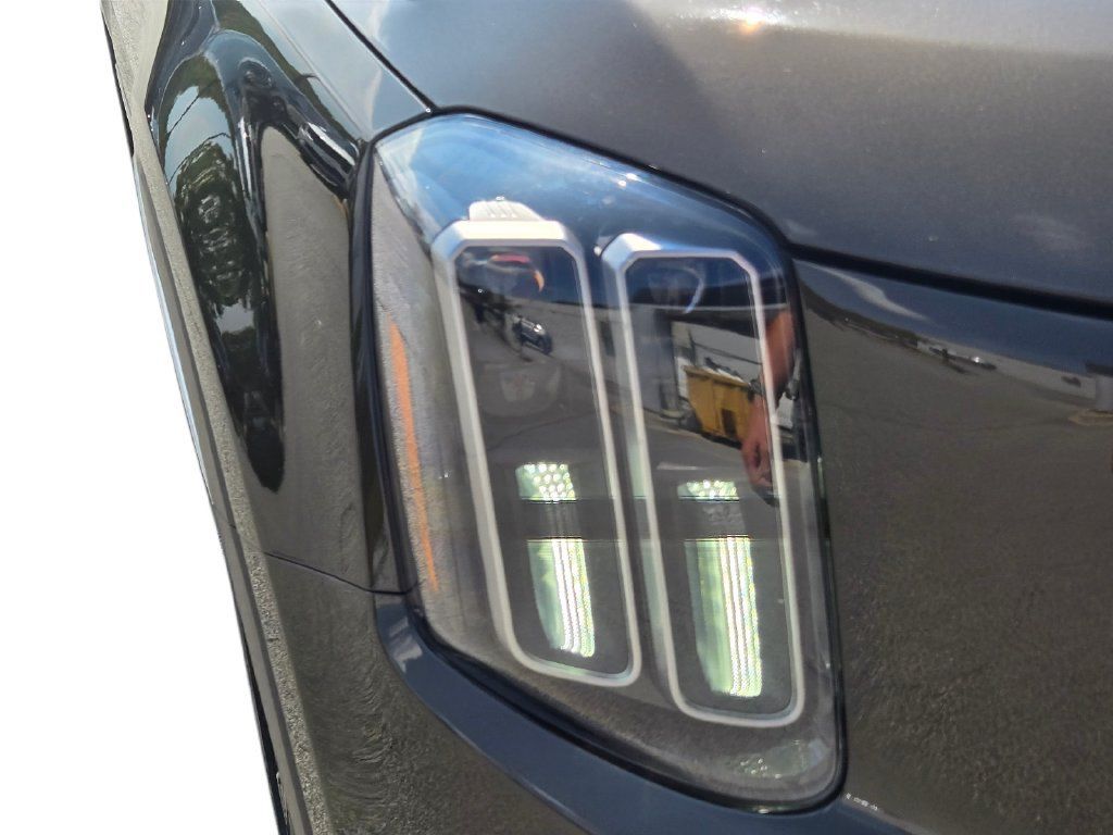 Certified 2023 Kia Telluride SX FWD image 4