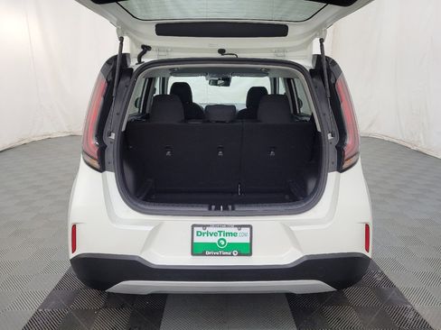 Used 2025 Kia Soul LX w/ LX Technology Package image 29