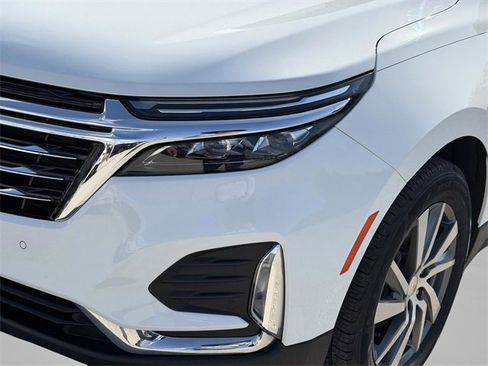 Used 2022 Chevrolet Equinox Premier image 8