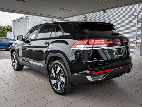 New 2026 Volkswagen Atlas Cross Sport SE FWD image 15