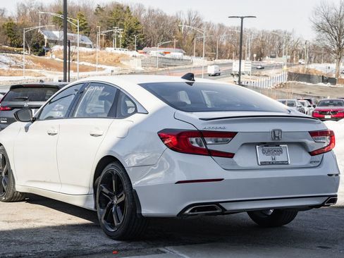 Used 2022 Honda Accord Sport image 5