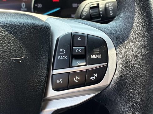 Used 2023 Ford Explorer XLT w/ Equipment Group 202A AWD/4WD image 27