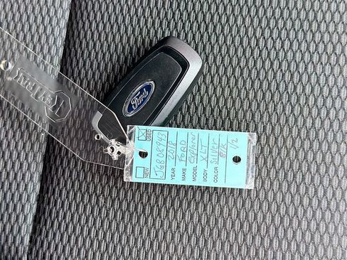 Used 2018 Ford Explorer XLT AWD/4WD image 34