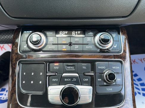 Used 2011 Audi A8 4.2 AWD/4WD image 11