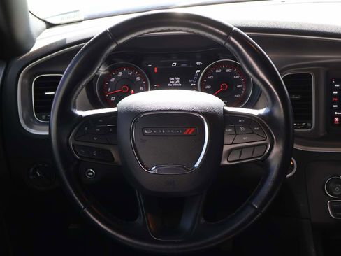 Used 2022 Dodge Charger SXT RWD image 12
