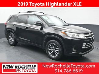Certified 2019 Toyota Highlander XLE video 1