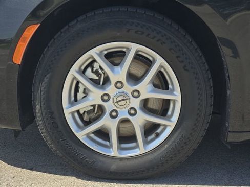 Used 2023 Chrysler Pacifica Touring-L FWD image 13