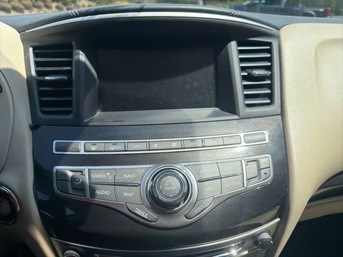 Used 2017 INFINITI QX60 AWD w/ Premium Plus Package image 8