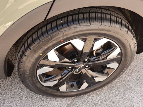 Certified 2023 Kia Sportage X-Line AWD/4WD image 46