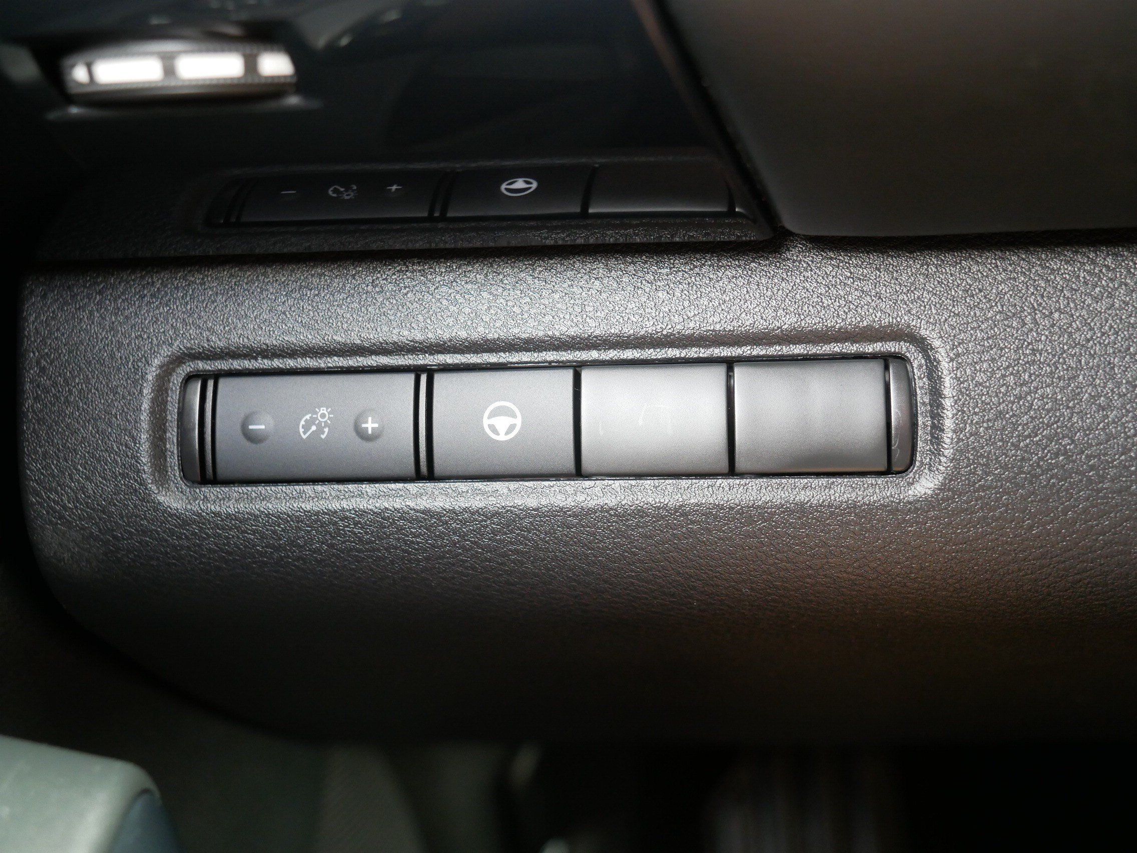 Certified 2024 Nissan Pathfinder SV AWD/4WD image 26