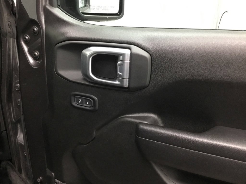 Used 2025 Jeep Wrangler Unlimited Sport AWD/4WD image 22