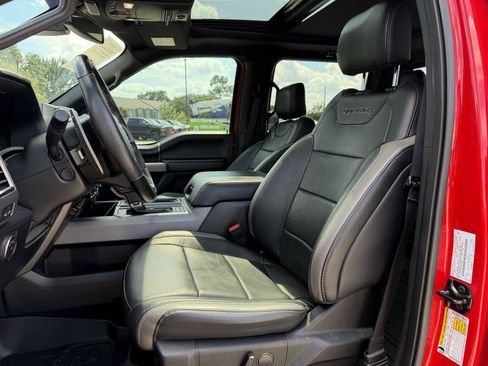Used 2018 Ford F150 Raptor w/ Equipment Group 802A Luxury AWD/4WD image 15