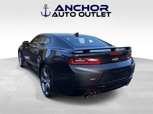 Used 2017 Chevrolet Camaro SS image 8