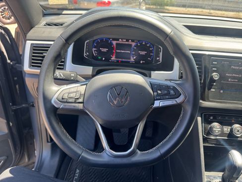 Used 2021 Volkswagen Atlas Cross Sport SEL w/ Cross Sport MDO Package AWD/4WD image 9