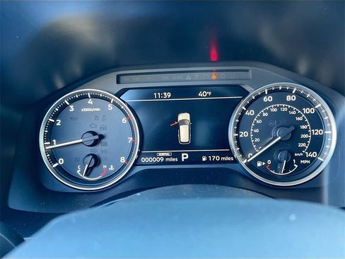 New 2025 Mitsubishi Outlander SE image 12