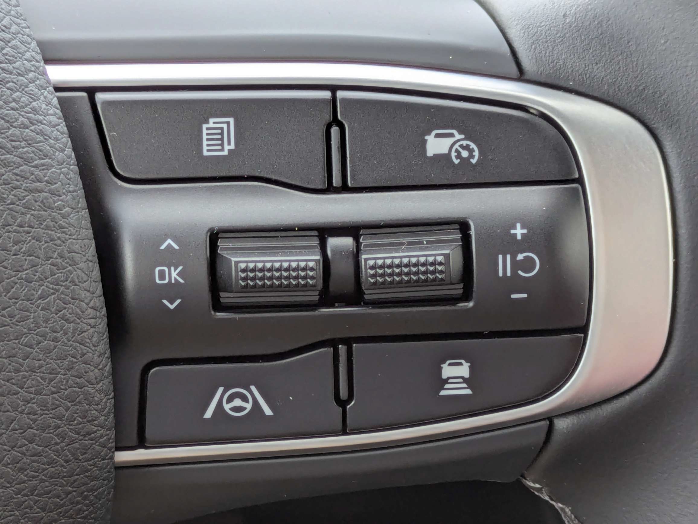 New 2026 Kia K5 GT-Line w/ GT-Line Red Interior Package FWD image 30