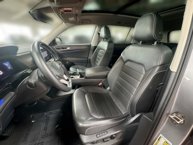 Certified 2025 Volkswagen Atlas SEL AWD/4WD image 14