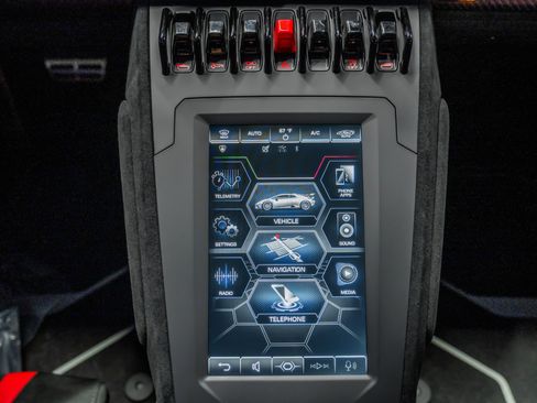 Used 2021 Lamborghini Huracan STO image 29