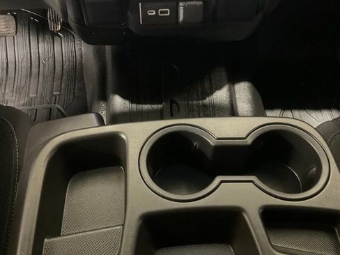 Used 2022 GMC Sierra 1500 Elevation AWD/4WD image 19