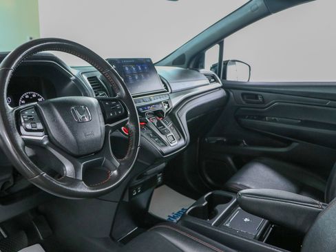 Used 2025 Honda Odyssey Sport-L image 22