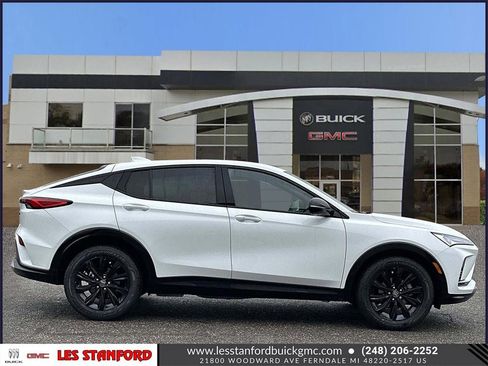 Used 2024 Buick Envista Sport Touring w/ Convenience I Package image 7