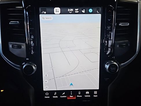 Used 2024 RAM 2500 Laramie image 33